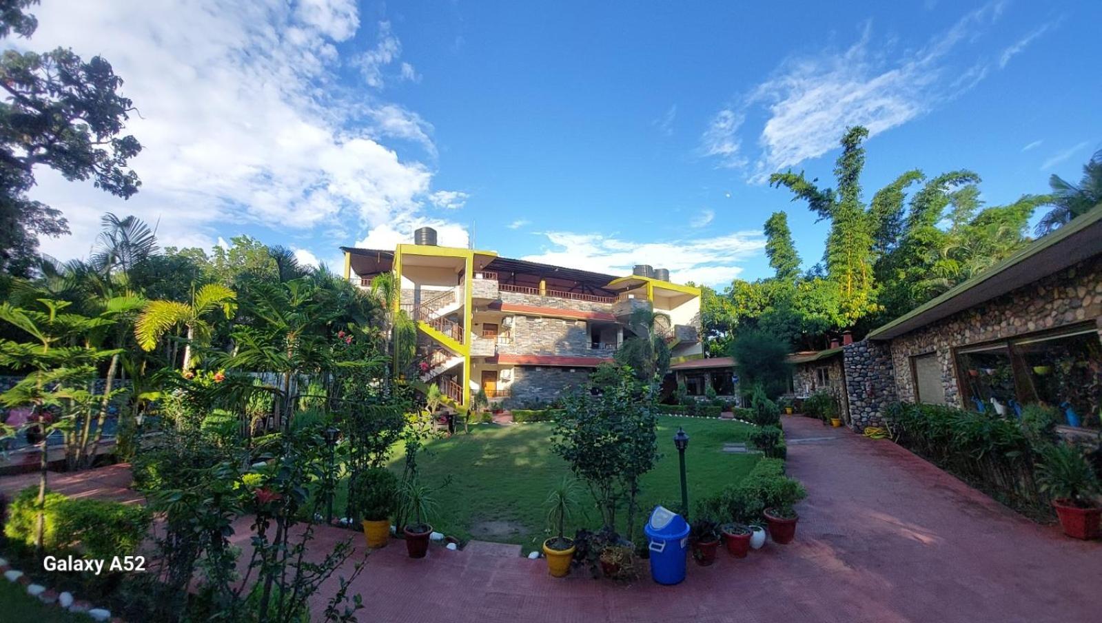 Hr Dukes Den Resort رامناجار المظهر الخارجي الصورة